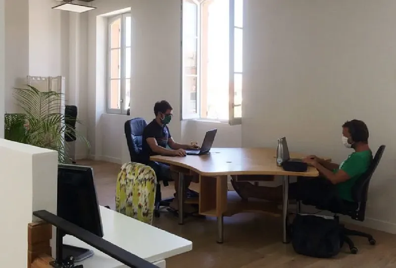 Photo des bureaux de Coworking Le Grenier : espace de coworking à Castanet Tolosan