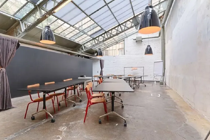 Photo des bureaux de Coworking Le Laptop : espace de coworking à Paris 19
