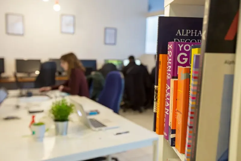 Photo des bureaux de Coworking La Forge Collective : espace de coworking à Valence Photo des bureaux de Coworking La Forge Collective : espace de coworking à Valence