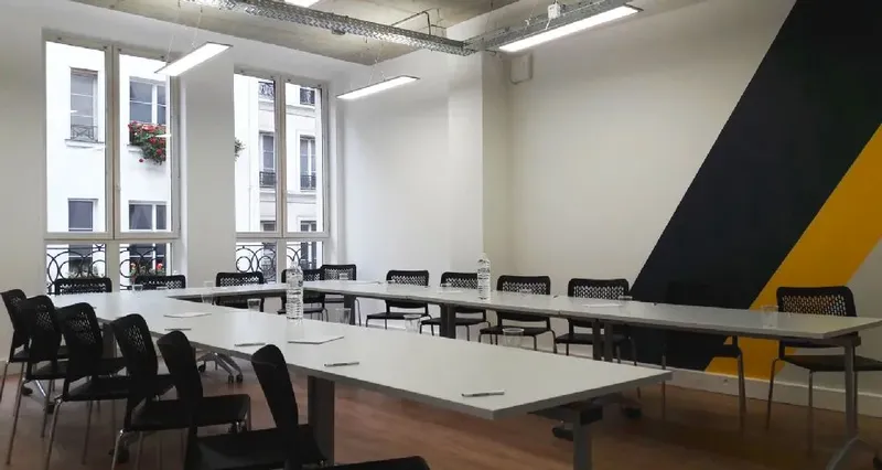 Photo des bureaux de Wereso Paris Chatelet : espace de coworking à Paris 2 Photo des bureaux de Wereso Paris Chatelet : espace de coworking à Paris 2