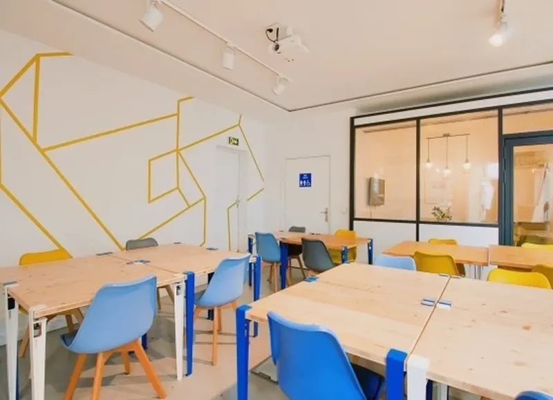 Photo des bureaux de La Galerie Café Coworking : café coworking à Paris 17