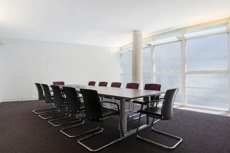 Photo des bureaux de Regus Paris Friedland : espace de coworking à Paris 8