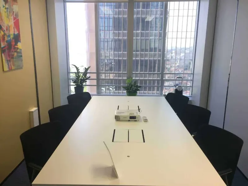 Photo des bureaux de Regus Porte De Bagnolet : espace de coworking à Bagnolet