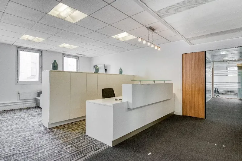 Photo des bureaux de Regus Vanves Auguste Comte : espace de coworking à Vanves