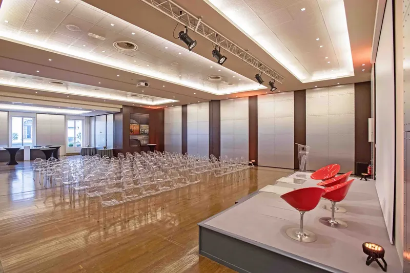 Photo des bureaux de Salons De L'Aero Club De France : lieu dédié événementiel à Paris 16