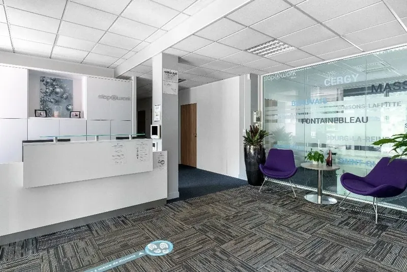 Photo des bureaux de Stop & Work Fontainebleau : espace de coworking à Fontainebleau