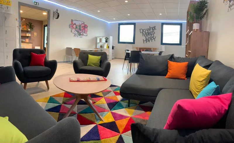 Photo des locaux de Buro Club Le Mans : espace de coworking à Le Mans Photo des locaux de Buro Club Le Mans : espace de coworking à Le Mans