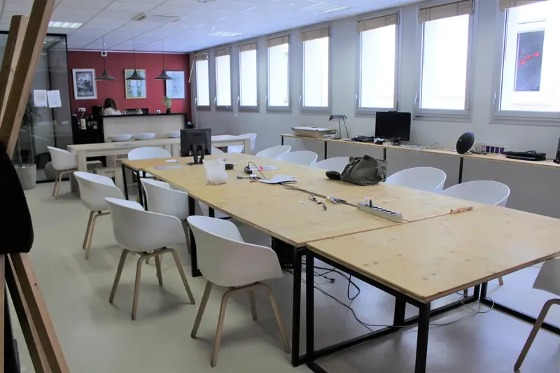 Photo des locaux de Cosens Marseille : espace de coworking à Marseille 1 Photo des locaux de Cosens Marseille : espace de coworking à Marseille 1