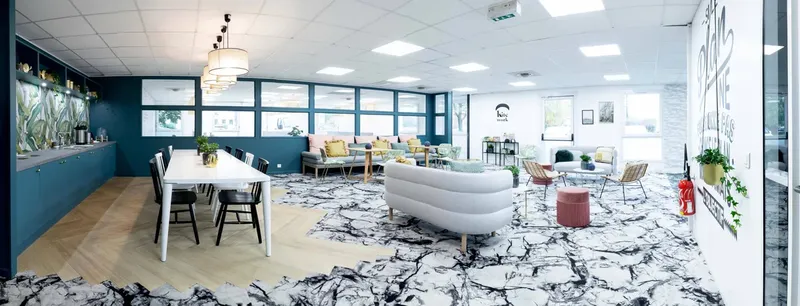 Photo des locaux de Coworking Kite Work Grenoble : espace de coworking à Echirolles Photo des locaux de Coworking Kite Work Grenoble : espace de coworking à Echirolles