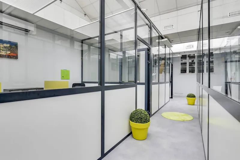 Photo des locaux de Coworking Ust Working : espace de coworking à Montreuil Photo des locaux de Coworking Ust Working : espace de coworking à Montreuil