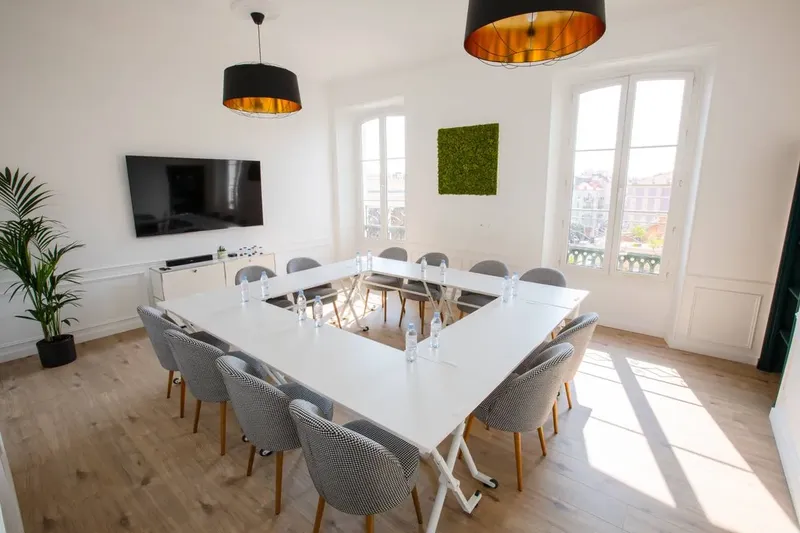 Photo des locaux de L'Appartement Kzn : espace de coworking à Nice Photo des locaux de L'Appartement Kzn : espace de coworking à Nice
