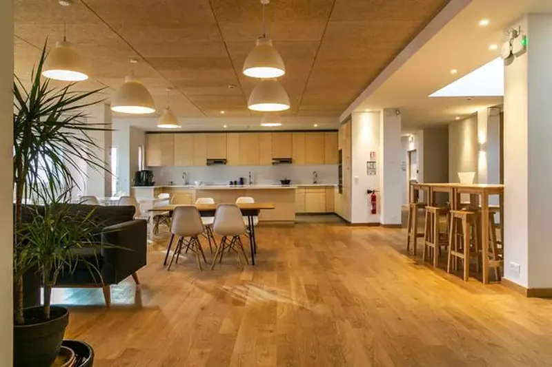 Photo des locaux de Oasis21 Coworking : espace de coworking à Paris 19