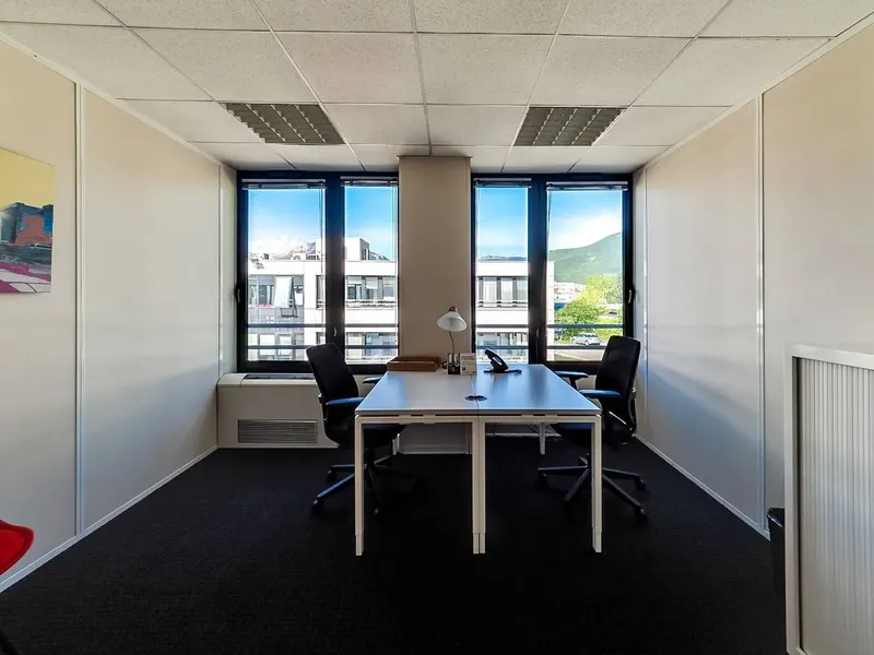 Photo des locaux de Regus Grenoble Meylan : espace de coworking à Grenoble Photo des locaux de Regus Grenoble Meylan : espace de coworking à Grenoble