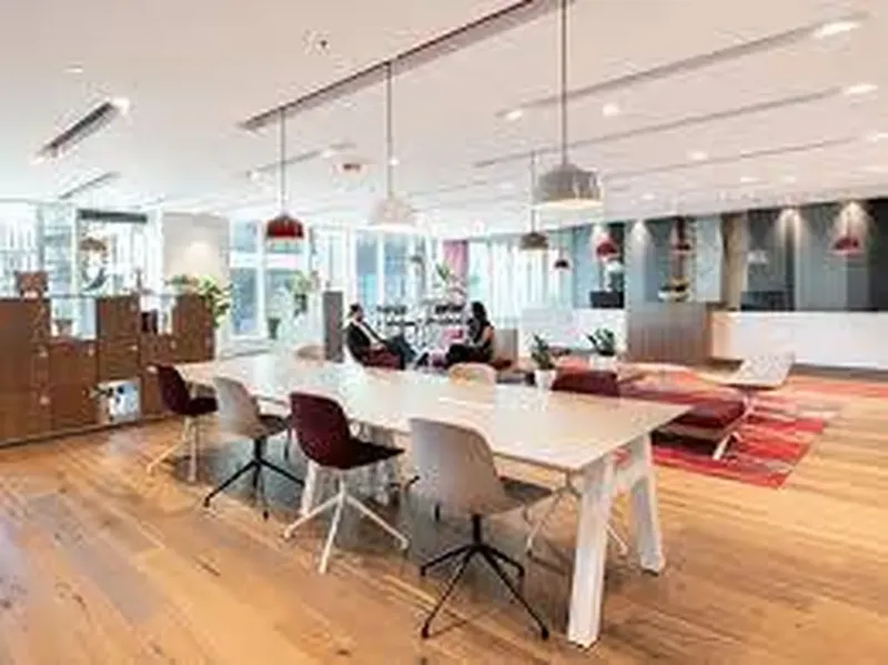 Photo des locaux de Stop & Work Brunoy : espace de coworking à Brunoy Photo des locaux de Stop & Work Brunoy : espace de coworking à Brunoy