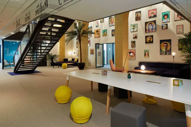 Photo des locaux de Wojo Lyon Grand Hôtel Dieu : espace de coworking à Lyon 2 Photo des locaux de Wojo Lyon Grand Hôtel Dieu : espace de coworking à Lyon 2