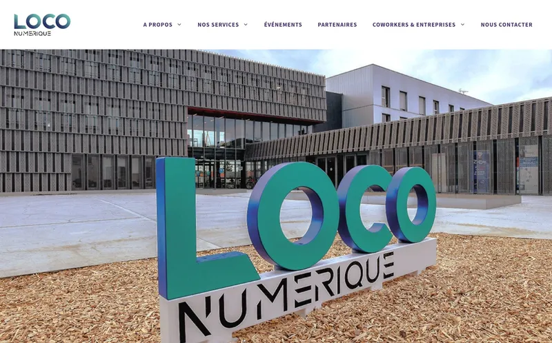Coworking La Loco Numerique : Photo de l'espace de coworking situé 123 Boulevard Louis Blanc à La Roche Sur Yon (85000) Coworking La Loco Numerique : Photo de l'espace de coworking situé 123 Boulevard Louis Blanc à La Roche Sur Yon (85000)
