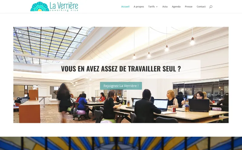 La Verriere Coworking : Photo de l'espace de coworking situé 4 Boulevard De Cimiez à Nice (06000)