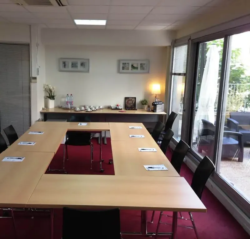 BAYA AXESS BOULOGNE BILLANCOURT: espace de coworking à Boulogne Billancourt: Photo des locaux, adresse, horaires et tarifs pour réserver un espace de travail