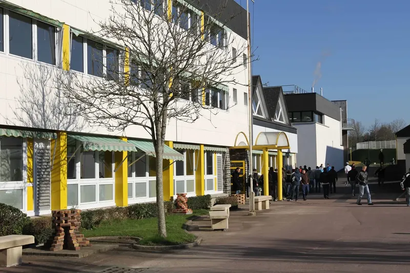 CENTRE D'AFFAIRES KEYMEX IMMOBILIER: espace de coworking à Aix En Provence: Photo des locaux, adresse, horaires et tarifs pour réserver un espace de travail CENTRE D'AFFAIRES KEYMEX IMMOBILIER: espace de coworking à Aix En Provence: Photo des locaux, adresse, horaires et tarifs pour réserver un espace de travail