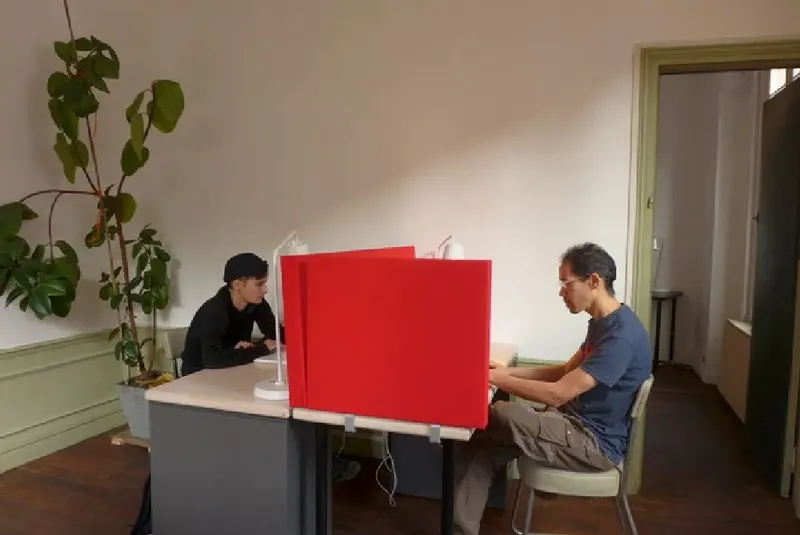 CHEZ BASILE: espace de coworking à Saint Denis: Photo des locaux, adresse, horaires et tarifs pour réserver un espace de travail