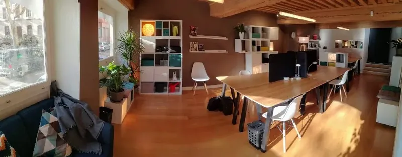 DES CANUTS: espace de coworking à Lyon 4: Photo des locaux, adresse, horaires et tarifs pour réserver un espace de travail DES CANUTS: espace de coworking à Lyon 4: Photo des locaux, adresse, horaires et tarifs pour réserver un espace de travail