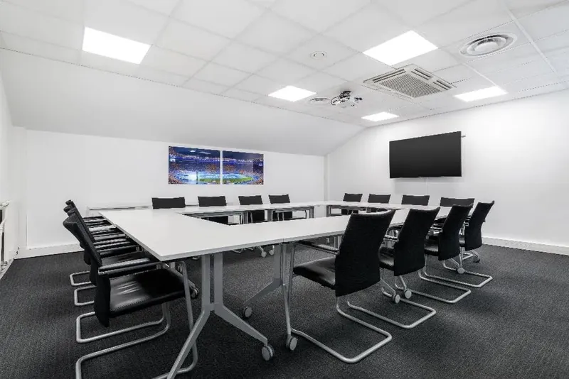HQ PARIS STADE DE FRANCE: espace de coworking à Saint Denis: Photo des locaux, adresse, horaires et tarifs pour réserver un espace de travail HQ PARIS STADE DE FRANCE: espace de coworking à Saint Denis: Photo des locaux, adresse, horaires et tarifs pour réserver un espace de travail
