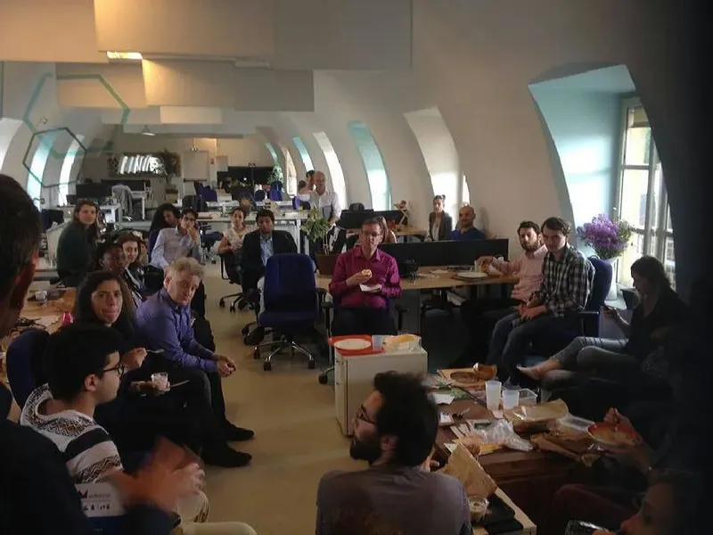 LA RUCHE PARIS DENFERT: espace de coworking à Paris 14: Photo des locaux, adresse, horaires et tarifs pour réserver un espace de travail LA RUCHE PARIS DENFERT: espace de coworking à Paris 14: Photo des locaux, adresse, horaires et tarifs pour réserver un espace de travail