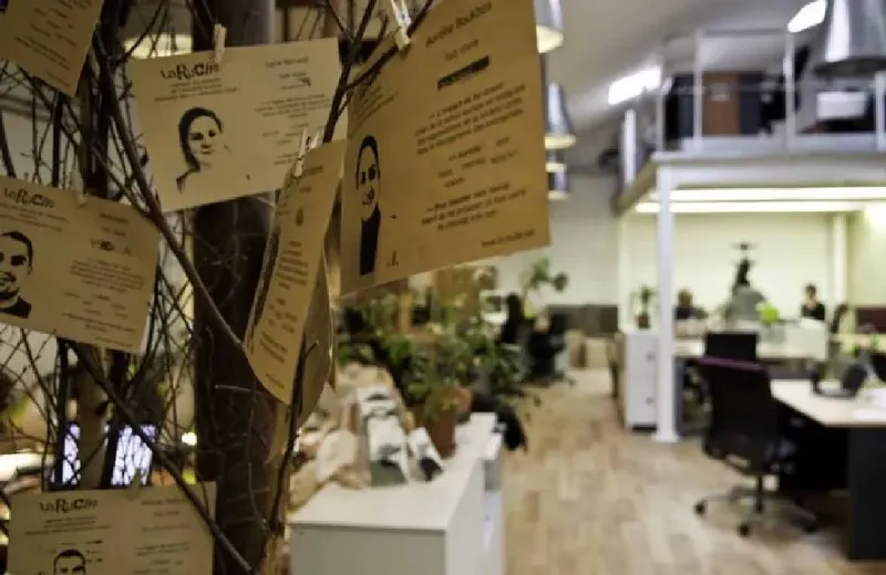 LA RUCHE PARIS: espace de coworking à Paris 10: Photo des locaux, adresse, horaires et tarifs pour réserver un espace de travail LA RUCHE PARIS: espace de coworking à Paris 10: Photo des locaux, adresse, horaires et tarifs pour réserver un espace de travail