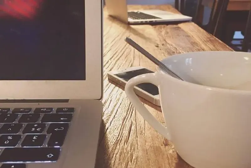 MERIGNAC AQUI WORK CENTER: espace de coworking à Mérignac: Photo des locaux, adresse, horaires et tarifs pour réserver un espace de travail MERIGNAC AQUI WORK CENTER: espace de coworking à Mérignac: Photo des locaux, adresse, horaires et tarifs pour réserver un espace de travail