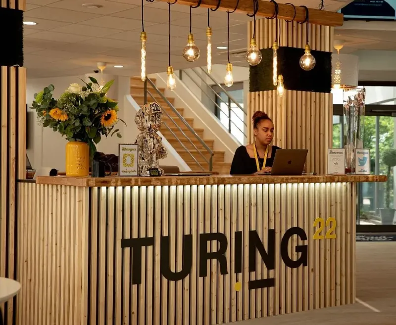 TURING 22: espace de coworking à Clermont Ferrand: Photo des locaux, adresse, horaires et tarifs pour réserver un espace de travail