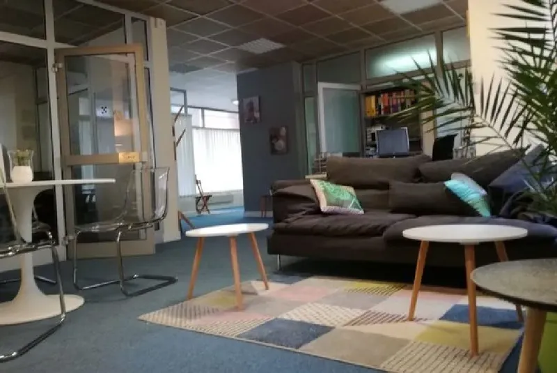 WORKINGSHARE KASTLER: espace de coworking à La Rochelle: Photo des locaux, adresse, horaires et tarifs pour réserver un espace de travail