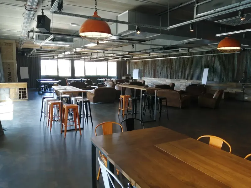 KOEZIO LYON: lieu événementiel à Saint Priest: Photo des locaux, adresse, horaires et tarifs pour réserver un espace de travail KOEZIO LYON: lieu événementiel à Saint Priest: Photo des locaux, adresse, horaires et tarifs pour réserver un espace de travail