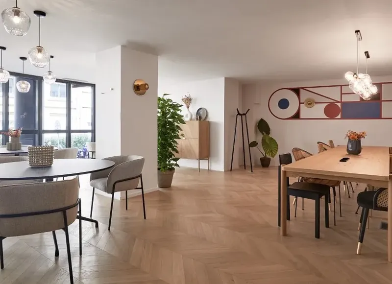 MORNING PARIS PONT DE L'ALMA: espace de coworking à Paris 7: Photo des locaux, adresse, horaires et tarifs pour réserver un espace de travail