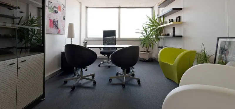 MITWIT NANCY: espace de coworking à Nancy: Photo des locaux, adresse, horaires et tarifs pour réserver un espace de travail MITWIT NANCY: espace de coworking à Nancy: Photo des locaux, adresse, horaires et tarifs pour réserver un espace de travail