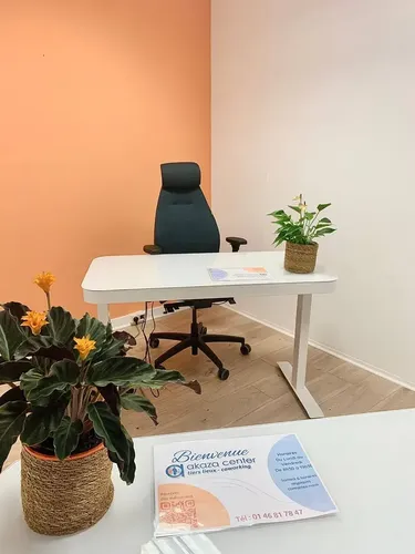 AKAZA CENTER: espace de coworking à Vincennes: Photo des locaux, adresse, horaires et tarifs pour réserver un espace de travail