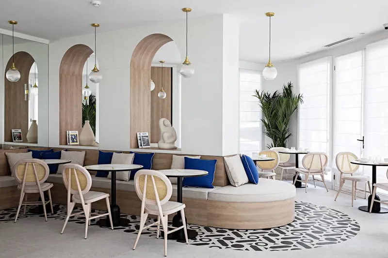 AU RIVIERA COLLECTION: espace de coworking à Nice: Photo des locaux, adresse, horaires et tarifs pour réserver un espace de travail AU RIVIERA COLLECTION: espace de coworking à Nice: Photo des locaux, adresse, horaires et tarifs pour réserver un espace de travail