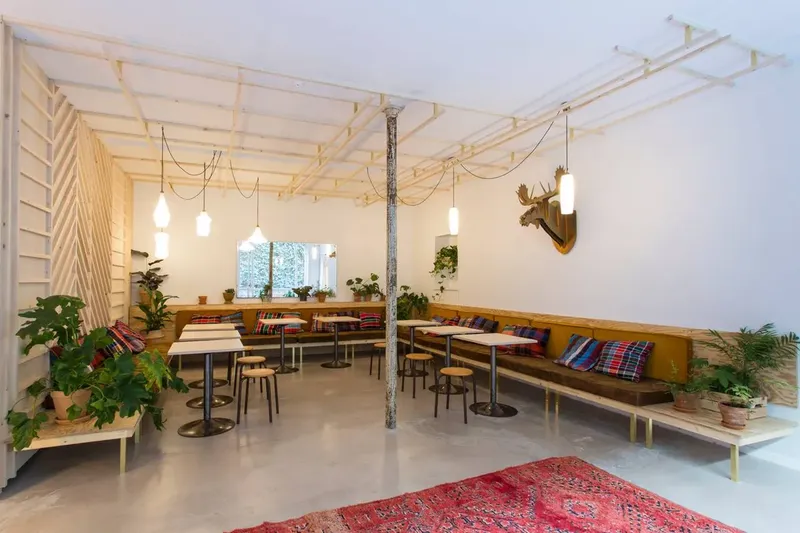 AZILIS: espace de coworking à Paris 18: Photo des locaux, adresse, horaires et tarifs pour réserver un espace de travail AZILIS: espace de coworking à Paris 18: Photo des locaux, adresse, horaires et tarifs pour réserver un espace de travail