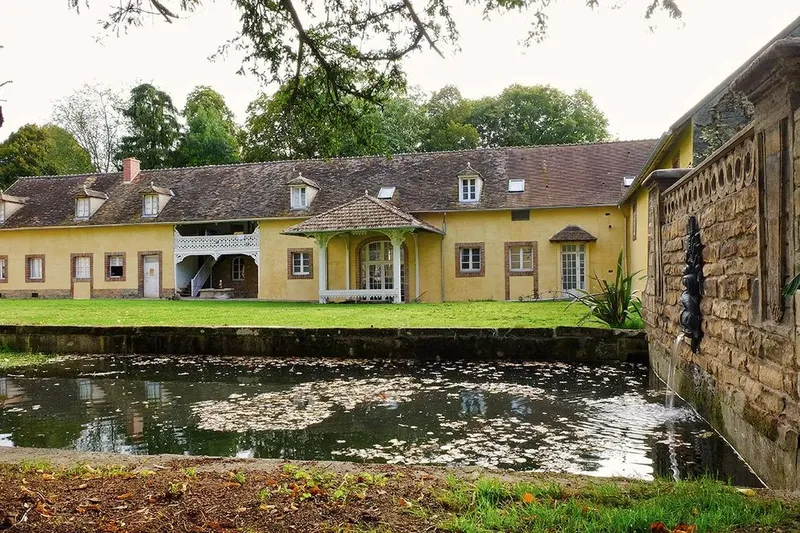 CHATEAU DE VAUGRIGNEUSE: lieu événementiel à Vaugrigneuse: Photo des locaux, adresse, horaires et tarifs pour réserver un espace de travail CHATEAU DE VAUGRIGNEUSE: lieu événementiel à Vaugrigneuse: Photo des locaux, adresse, horaires et tarifs pour réserver un espace de travail