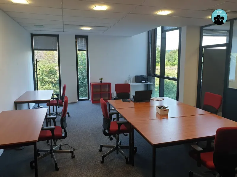 AU BUREAU: espace de coworking à Asnières Sur Seine: Photo des locaux, adresse, horaires et tarifs pour réserver un espace de travail AU BUREAU: espace de coworking à Asnières Sur Seine: Photo des locaux, adresse, horaires et tarifs pour réserver un espace de travail