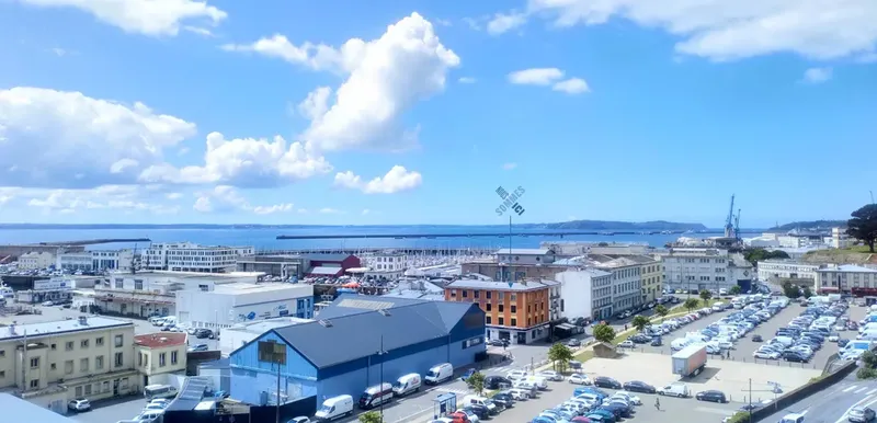 DU PORT: espace de coworking à Brest: Photo des locaux, adresse, horaires et tarifs pour réserver un espace de travail