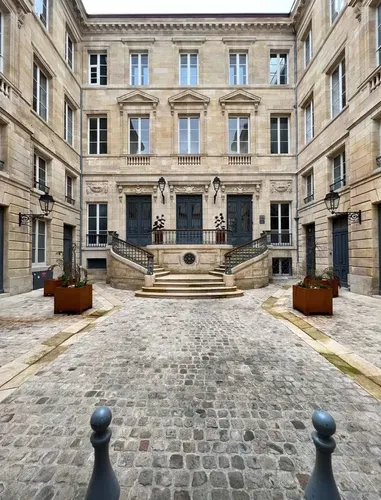 IP TEK: espace de coworking à Bordeaux: Photo des locaux, adresse, horaires et tarifs pour réserver un espace de travail IP TEK: espace de coworking à Bordeaux: Photo des locaux, adresse, horaires et tarifs pour réserver un espace de travail