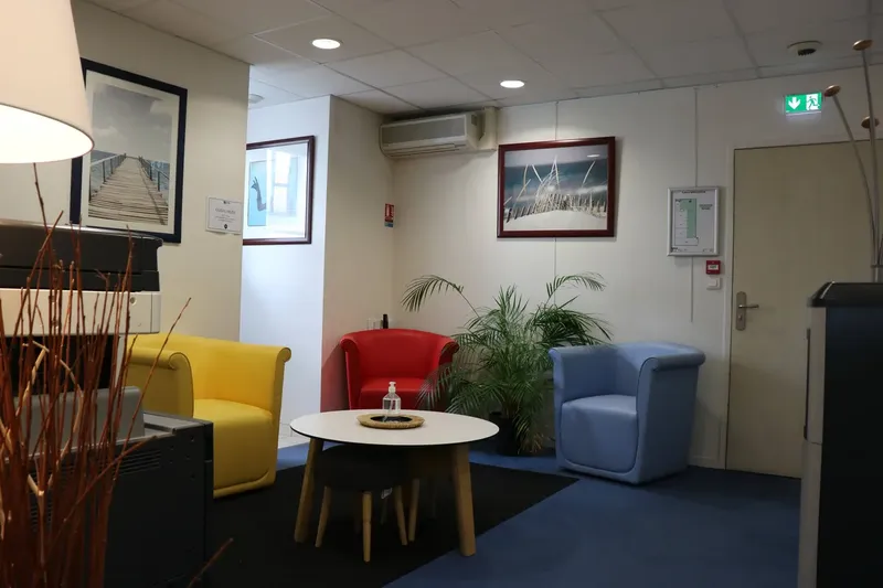 LE 144 RENNES: espace de coworking à Rennes: Photo des locaux, adresse, horaires et tarifs pour réserver un espace de travail