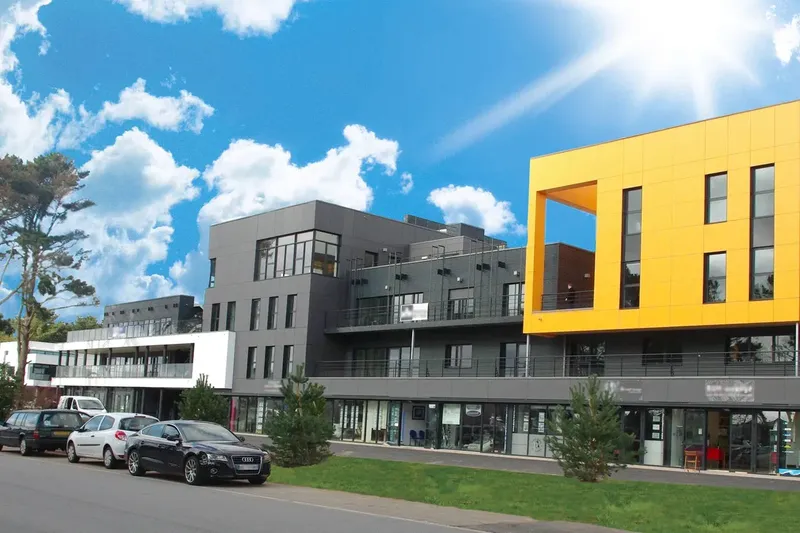 LORIENT MER: espace de coworking à Lorient: Photo des locaux, adresse, horaires et tarifs pour réserver un espace de travail