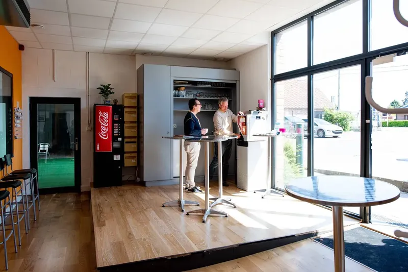 ORCQ SPRING BOX: espace de coworking à Tournai Orcq: Photo des locaux, adresse, horaires et tarifs pour réserver un espace de travail ORCQ SPRING BOX: espace de coworking à Tournai Orcq: Photo des locaux, adresse, horaires et tarifs pour réserver un espace de travail