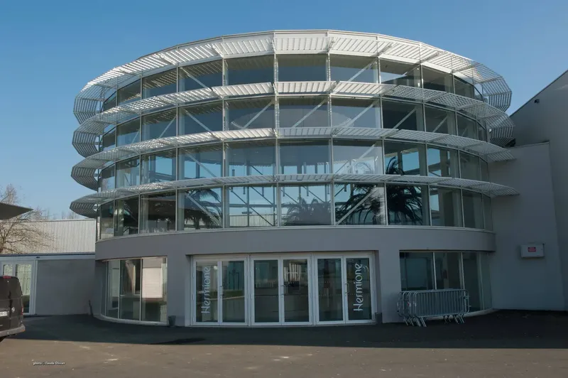 PALAIS DES CONGRES ET DES EXPOSITIONS DE LA BAIE: espace de coworking à Ploufragan: Photo des locaux, adresse, horaires et tarifs pour réserver un espace de travail PALAIS DES CONGRES ET DES EXPOSITIONS DE LA BAIE: espace de coworking à Ploufragan: Photo des locaux, adresse, horaires et tarifs pour réserver un espace de travail