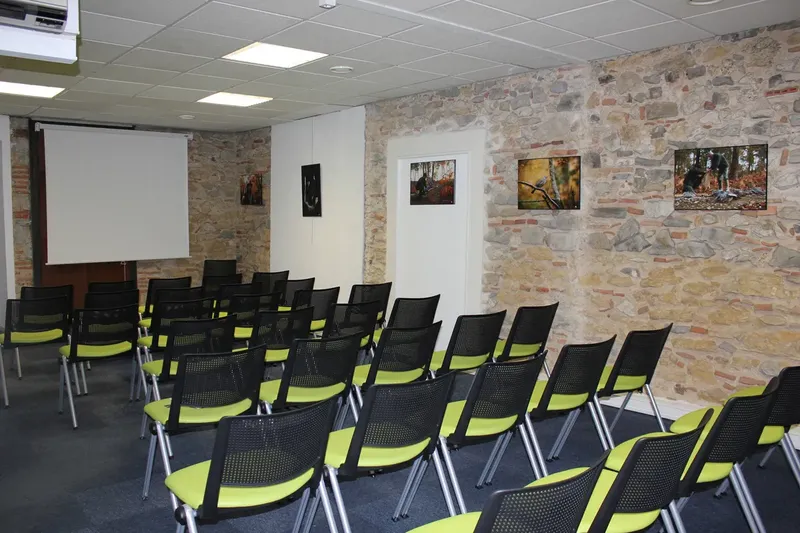 ESPACE95: espace de coworking à Dax: Photo des locaux, adresse, horaires et tarifs pour réserver un espace de travail