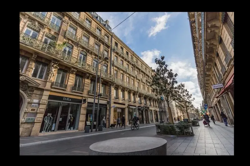 ETINCELLE COWORKING ALSACE LORRAINE TOULOUSE: espace de coworking à Toulouse: Photo des locaux, adresse, horaires et tarifs pour réserver un espace de travail ETINCELLE COWORKING ALSACE LORRAINE TOULOUSE: espace de coworking à Toulouse: Photo des locaux, adresse, horaires et tarifs pour réserver un espace de travail