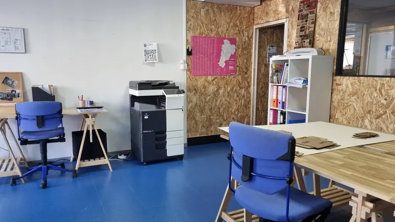 FABLAB BEN: fablab à Bègles: Photo des locaux, adresse, horaires et tarifs pour réserver un espace de travail FABLAB BEN: fablab à Bègles: Photo des locaux, adresse, horaires et tarifs pour réserver un espace de travail