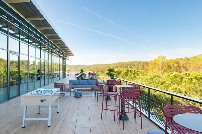 FLEX-O SOPHIA ANTIPOLIS OXYGEN: espace de coworking à Valbonne: Photo des locaux, adresse, horaires et tarifs pour réserver un espace de travail FLEX-O SOPHIA ANTIPOLIS OXYGEN: espace de coworking à Valbonne: Photo des locaux, adresse, horaires et tarifs pour réserver un espace de travail