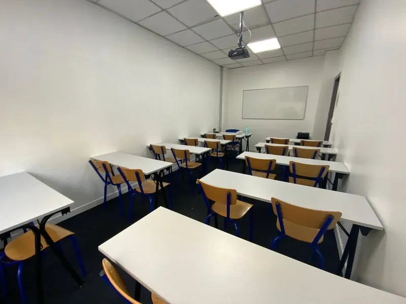 GROUPE GEFOR: espace de coworking à Paris 1: Photo des locaux, adresse, horaires et tarifs pour réserver un espace de travail GROUPE GEFOR: espace de coworking à Paris 1: Photo des locaux, adresse, horaires et tarifs pour réserver un espace de travail